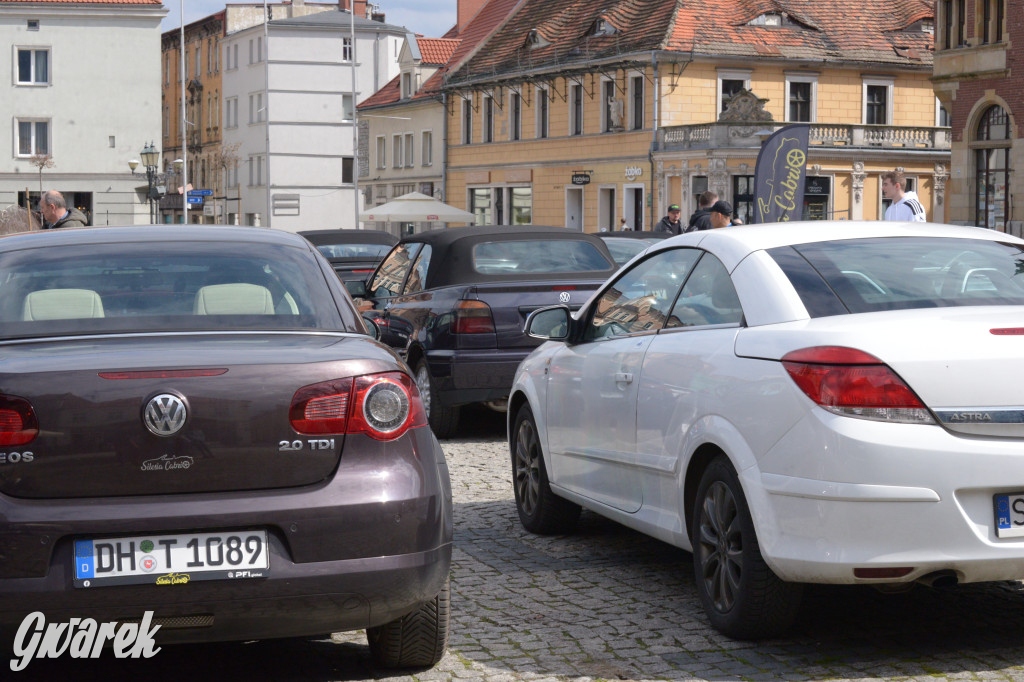 Tarnowskie Góry. Zlot kabrioletów z Silesia Cabrio