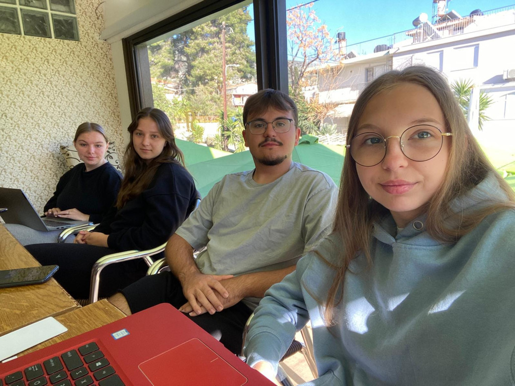 Praktyki w Grecji i umowa z uniwersytetem