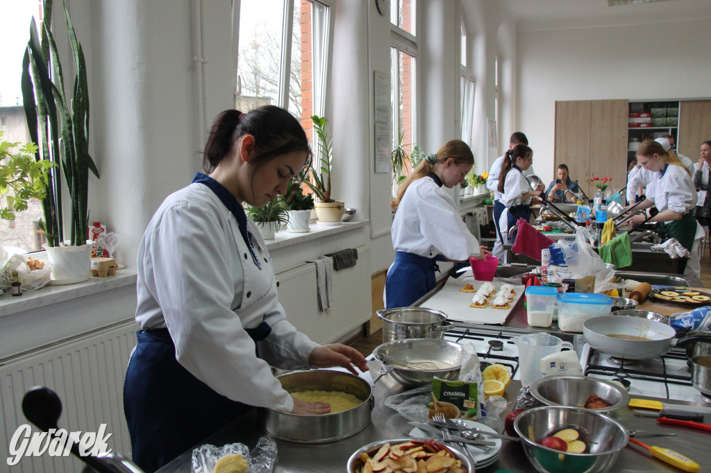 Konkurs w Gastronomiku, jabłko na 11 sposobów