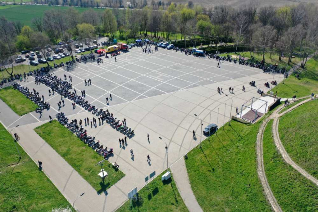 Parada motocyklistów w Piekarach Śląskich