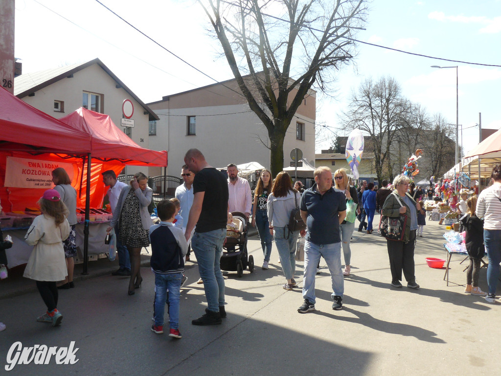 Odpust w Radzionkowie w słoneczny dzień