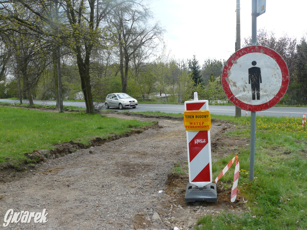Tarnowskie Góry. Zamknięty chodnik przy Bytomskiej