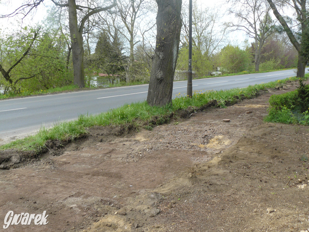 Tarnowskie Góry. Zamknięty chodnik przy Bytomskiej