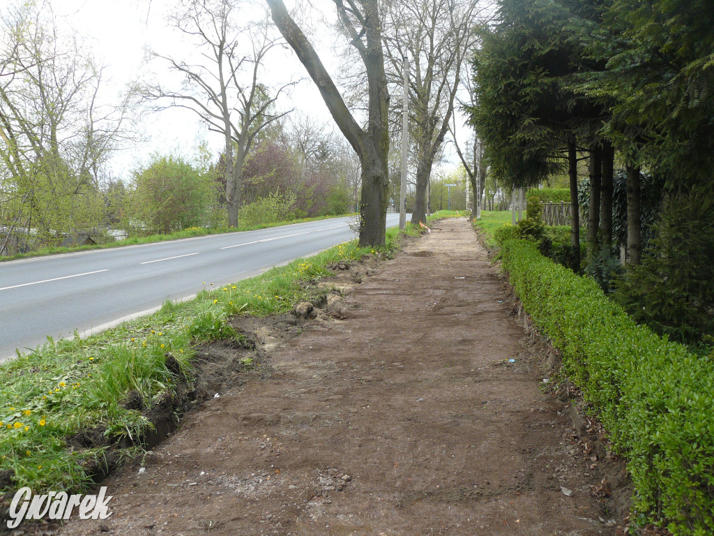 Tarnowskie Góry. Zamknięty chodnik przy Bytomskiej