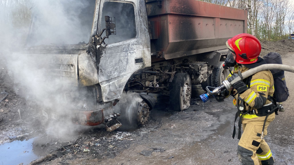 Pożar samochodu ciężarowego