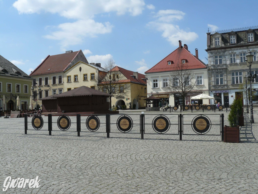 Tarnowskie Góry, rynek. Wracają ogródki letnie