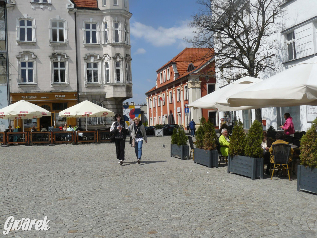 Tarnowskie Góry, rynek. Wracają ogródki letnie