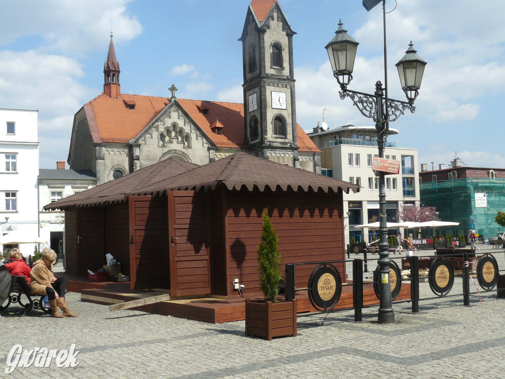 Tarnowskie Góry, rynek. Wracają ogródki letnie