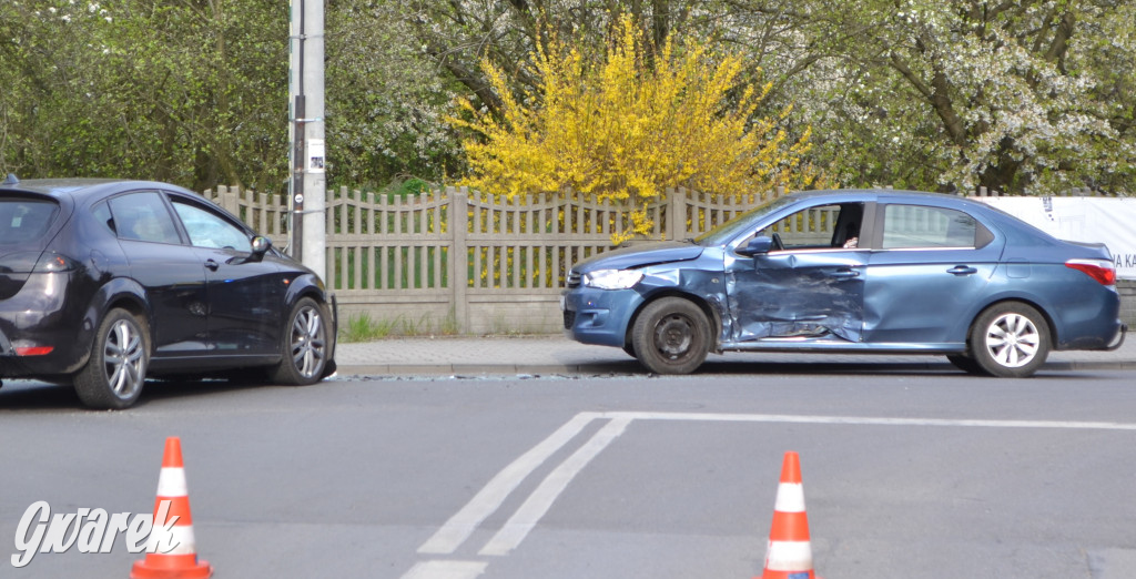 Dwie osoby ranne. Wypadek na ul. Szczęść Boże