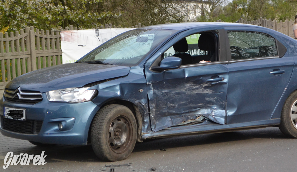 Dwie osoby ranne. Wypadek na ul. Szczęść Boże