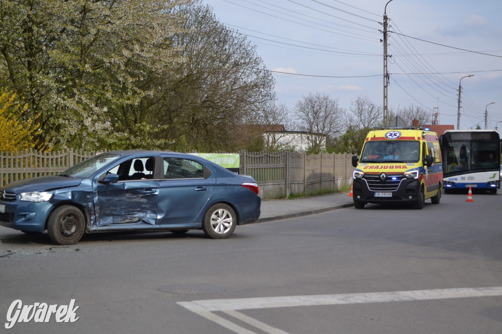 Dwie osoby ranne. Wypadek na ul. Szczęść Boże