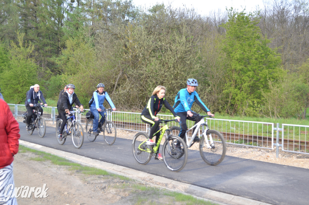 Masa krytyczna na nowej drodze (rowerowej)