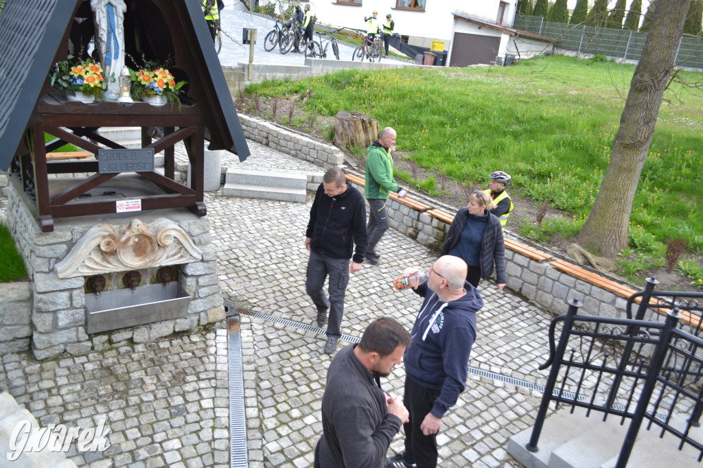 Masa krytyczna na nowej drodze (rowerowej)