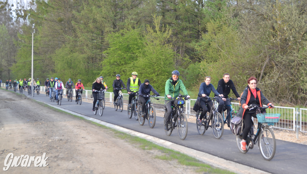 Masa krytyczna na nowej drodze (rowerowej)