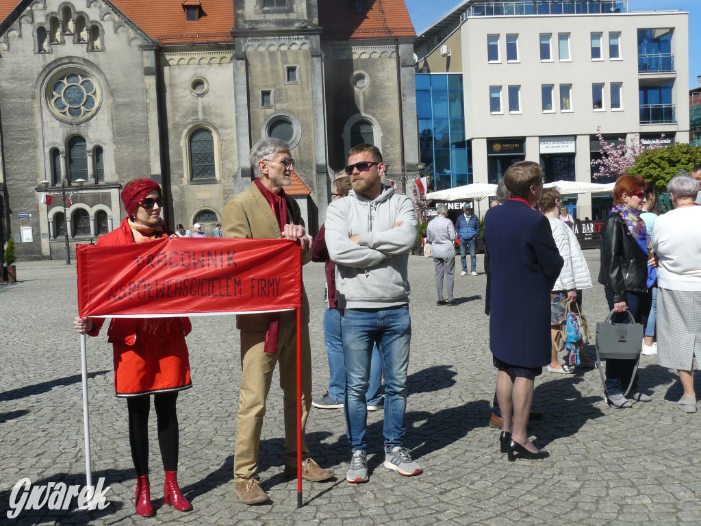 Tarnowskie Góry. Pochód pierwszomajowy