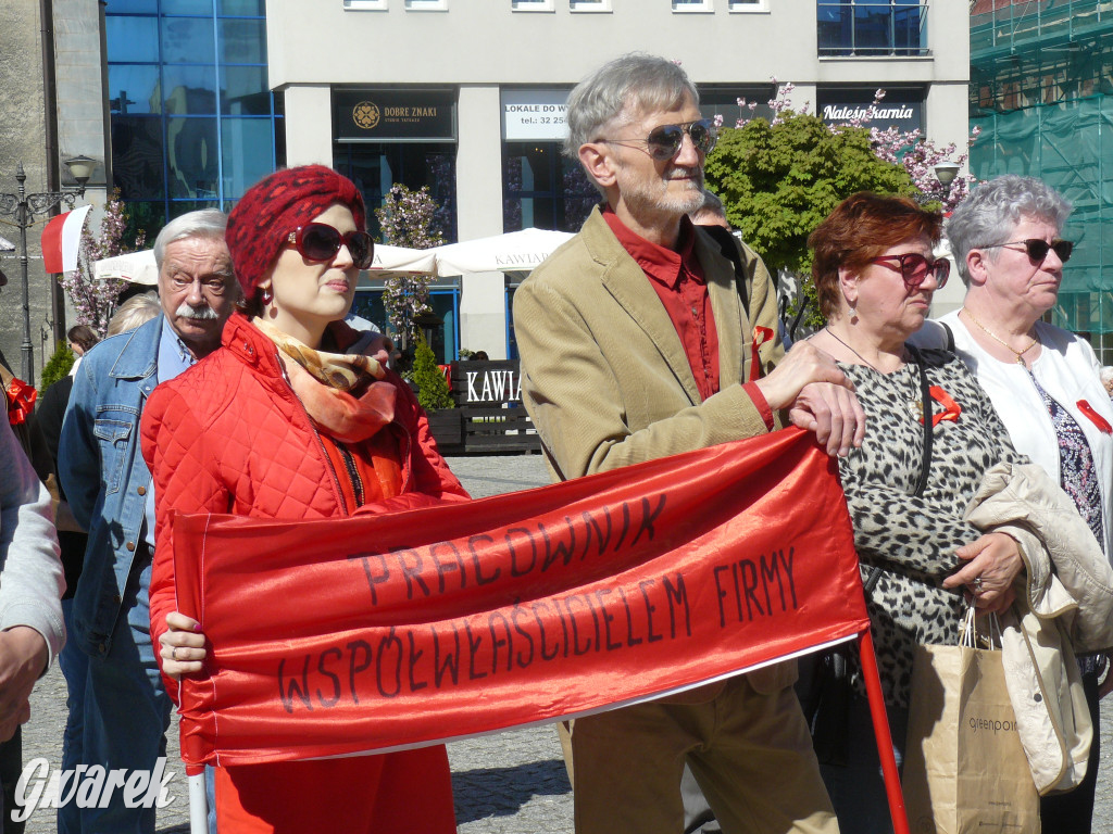 Tarnowskie Góry. Pochód pierwszomajowy