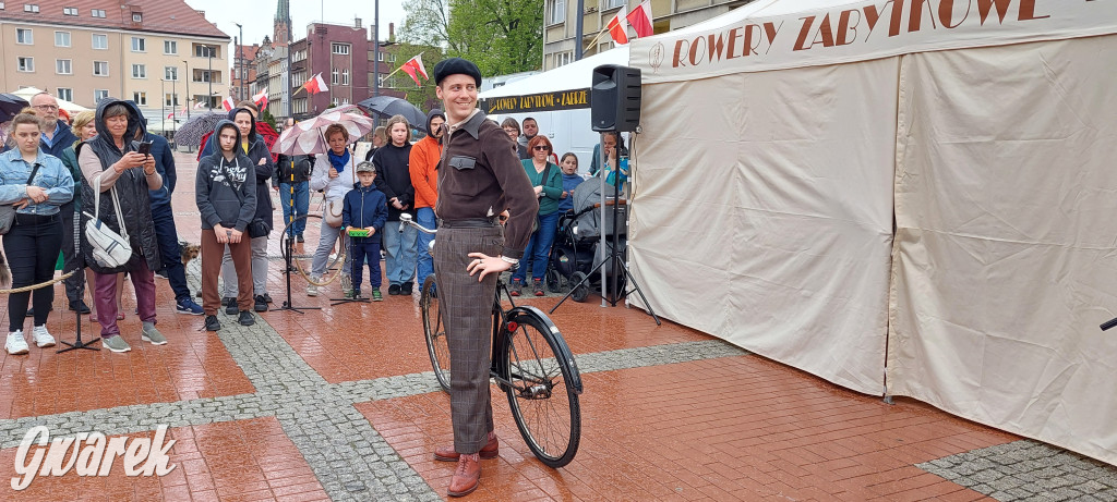Dzień Flagi w Bytomiu. Stylowo i z Wojciechem Korfantym