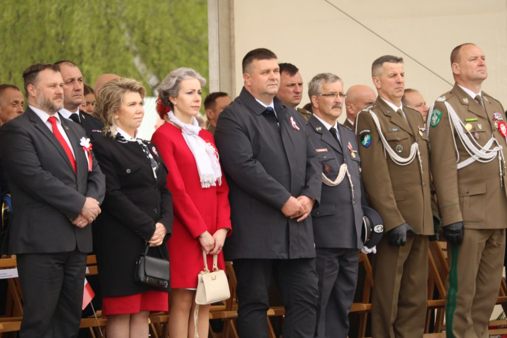 3 Maja w Piekarach Śląskich. Patriotycznie pod kopcem