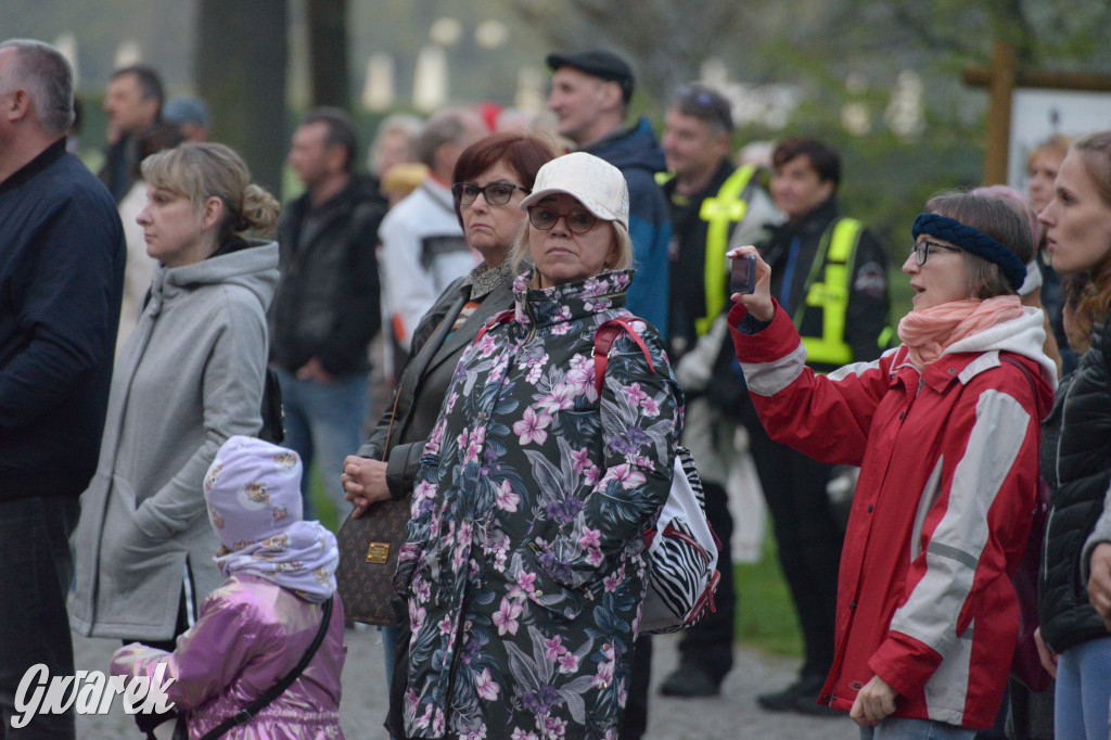 Mapping na fasadzie Pałacu Kawalera w Świerklańcu