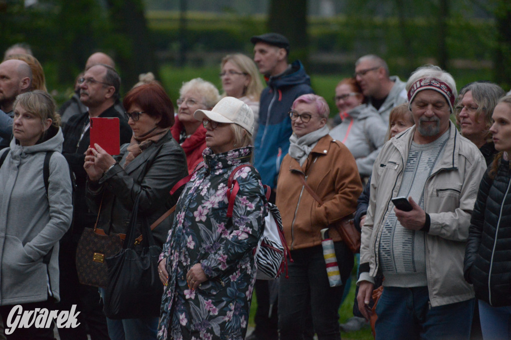 Mapping na fasadzie Pałacu Kawalera w Świerklańcu