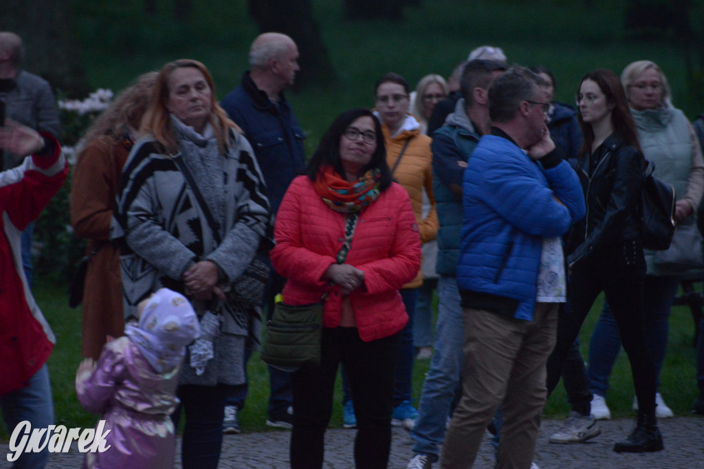 Mapping na fasadzie Pałacu Kawalera w Świerklańcu