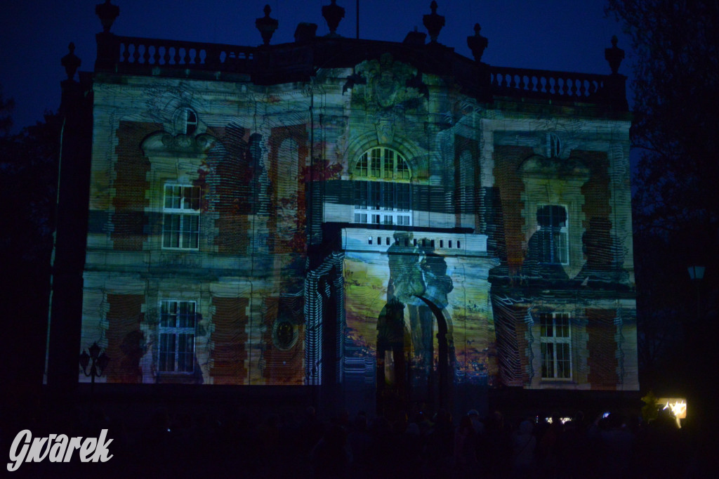 Mapping na fasadzie Pałacu Kawalera w Świerklańcu