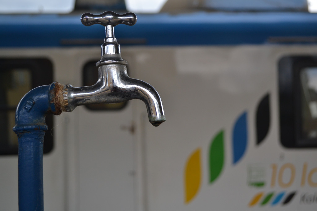 Peron dla nowej linii kolejowej. Gonią z robotą