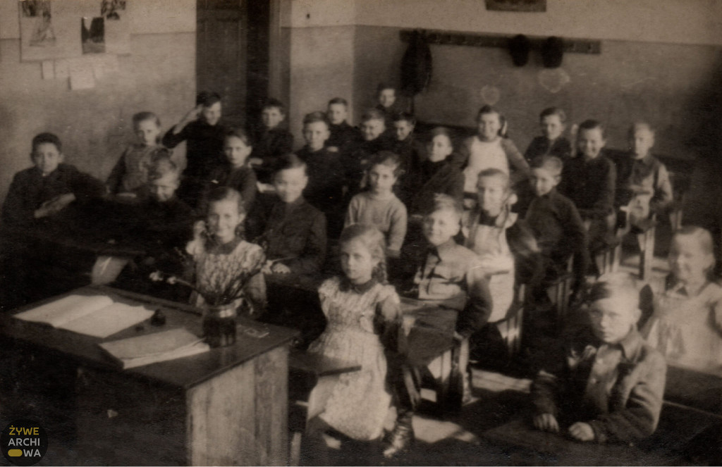 Dawna szkoła powszechna w Bobrownikach Śląskich