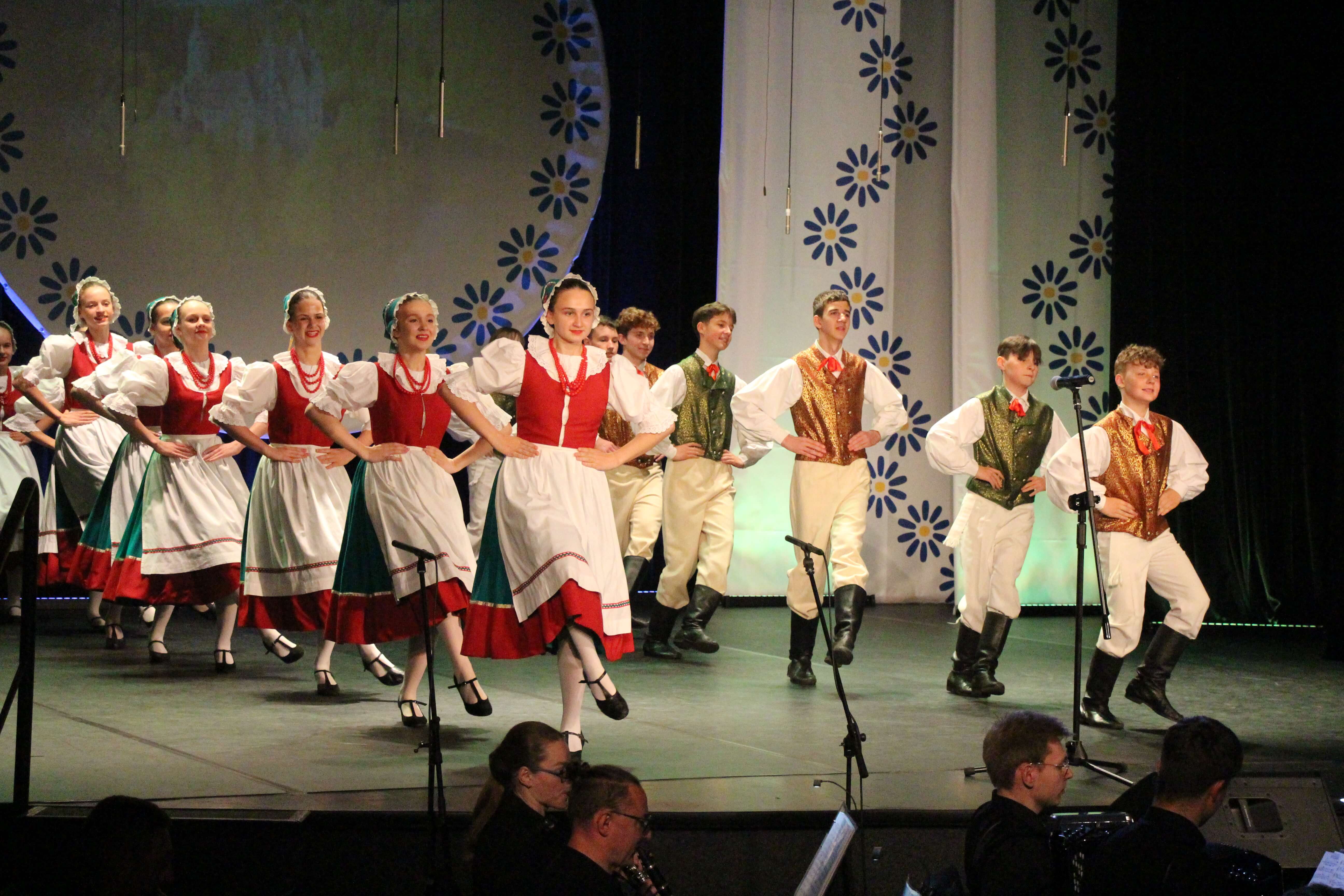 Radzionków. Mały Śląsk. Koncert grup dziecięcych i młodzieżowych