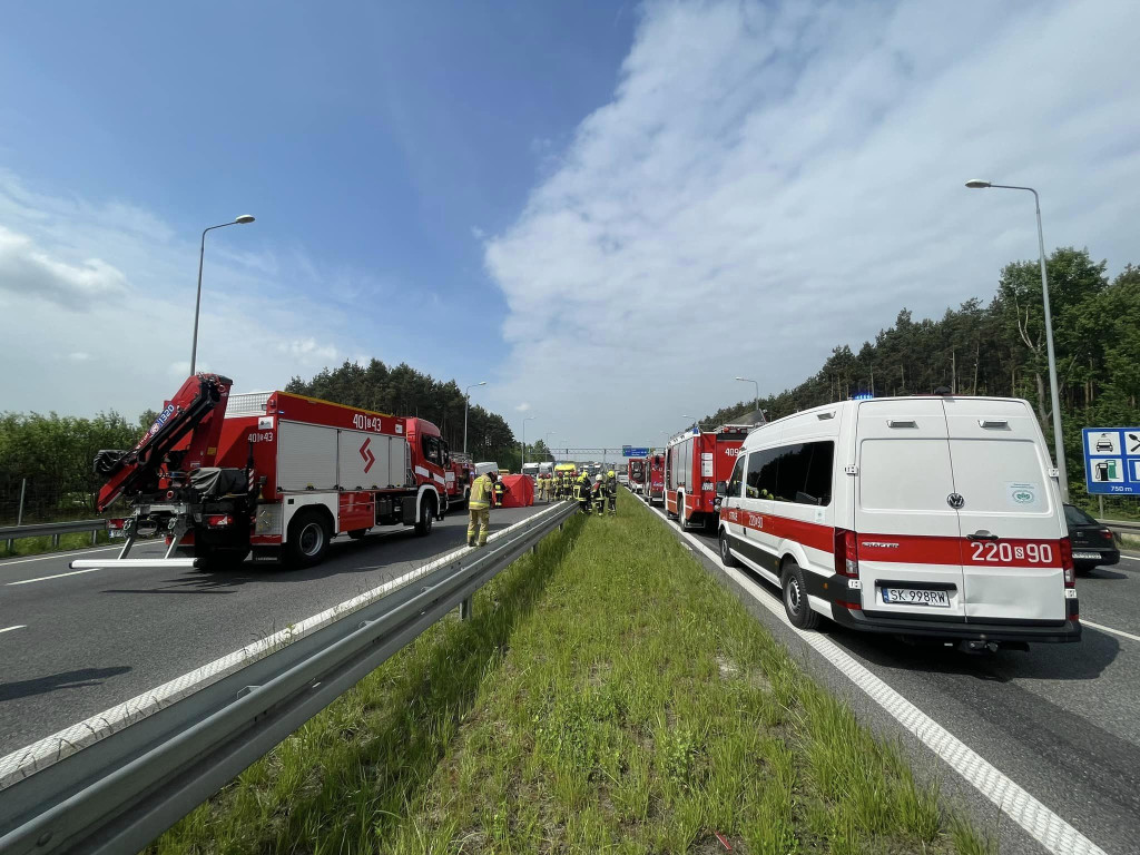 Śmiertelny wypadek na S1. Droga od Pyrzowic zablokowana