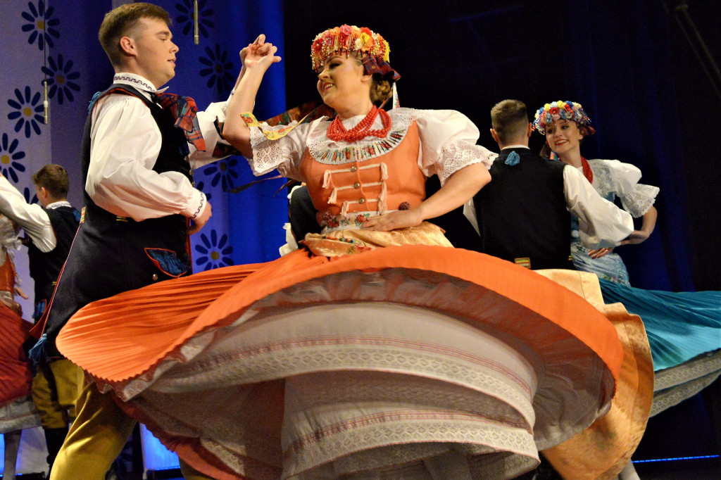 Radzionków. Gala Zespołu Pieśni i Tańca „Mały Śląsk”
