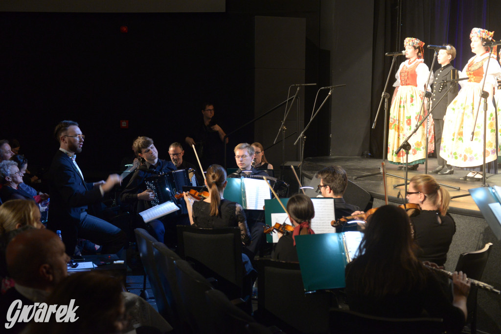 Radzionków. Gala Zespołu Pieśni i Tańca „Mały Śląsk”