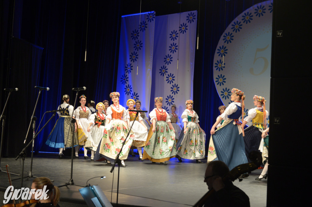 Radzionków. Gala Zespołu Pieśni i Tańca „Mały Śląsk”