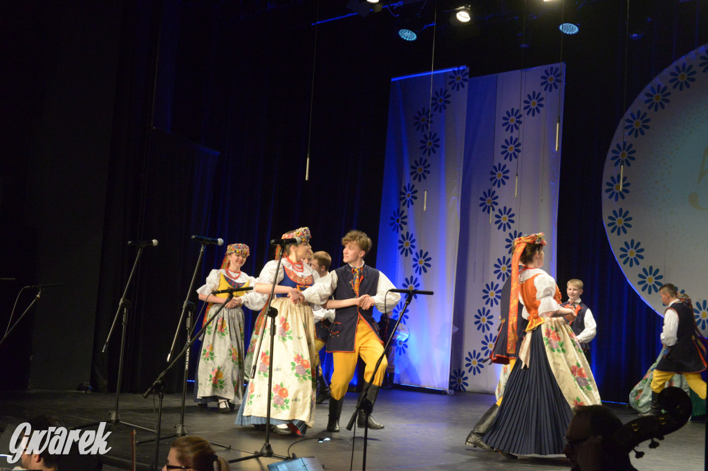 Radzionków. Gala Zespołu Pieśni i Tańca „Mały Śląsk”