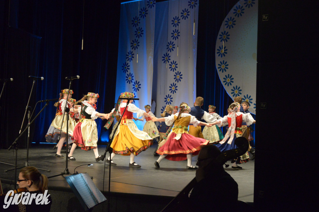 Radzionków. Gala Zespołu Pieśni i Tańca „Mały Śląsk”