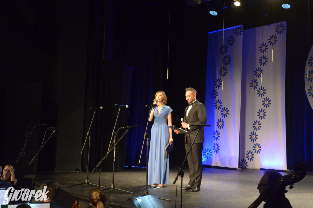 Radzionków. Gala Zespołu Pieśni i Tańca „Mały Śląsk”