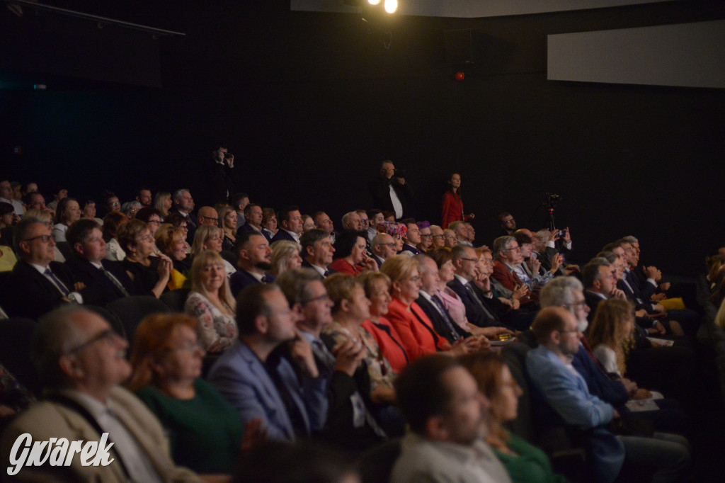 Radzionków. Gala Zespołu Pieśni i Tańca „Mały Śląsk”