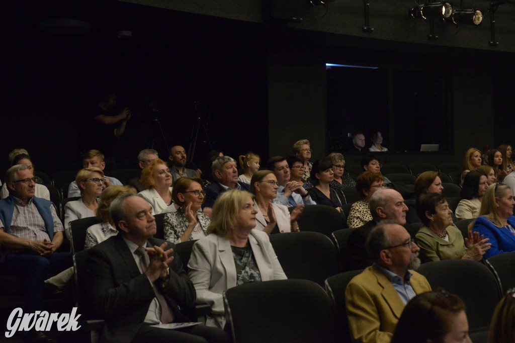 Radzionków. Gala Zespołu Pieśni i Tańca „Mały Śląsk”