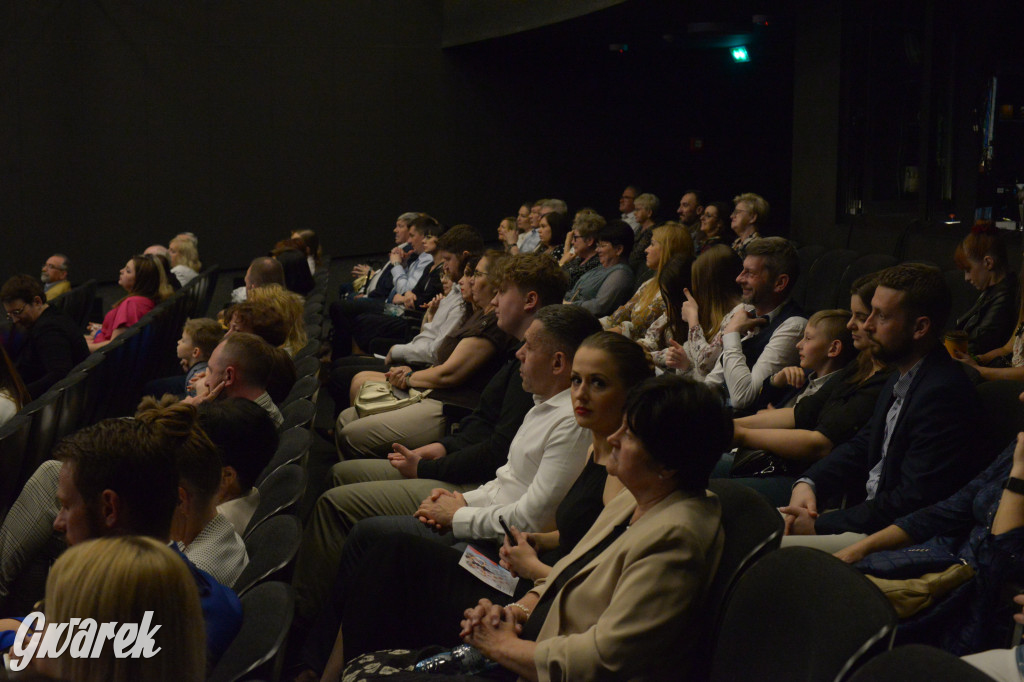 Radzionków. Gala Zespołu Pieśni i Tańca „Mały Śląsk”