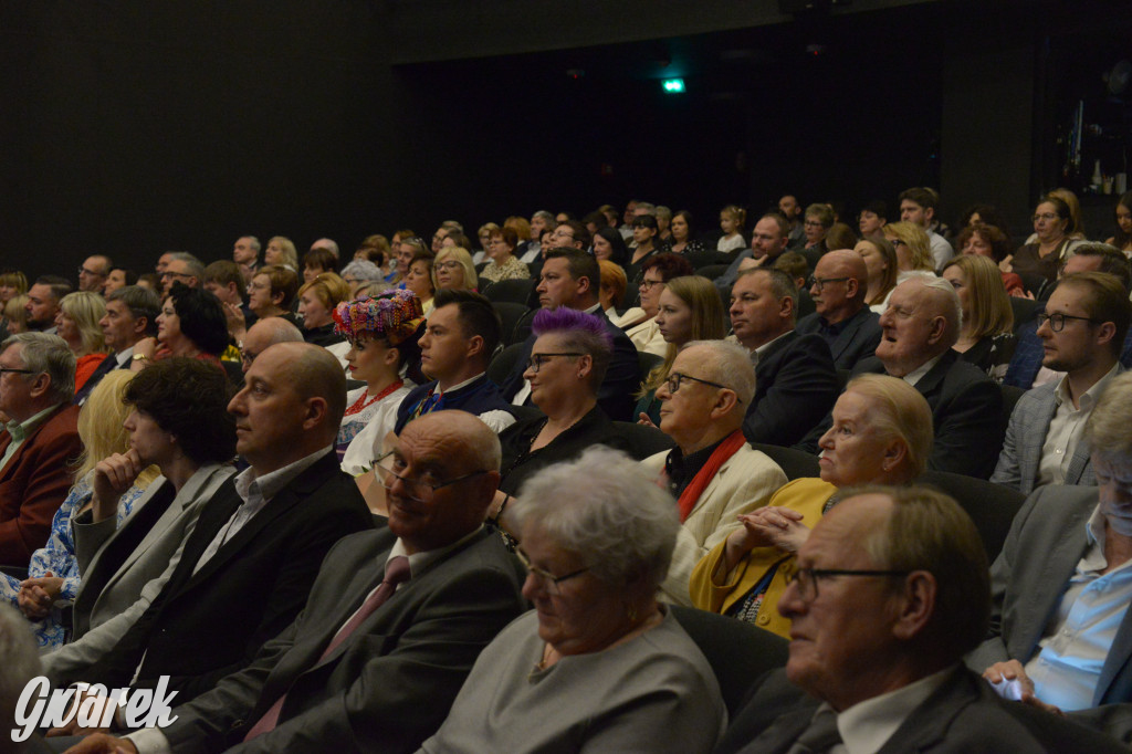 Radzionków. Gala Zespołu Pieśni i Tańca „Mały Śląsk”