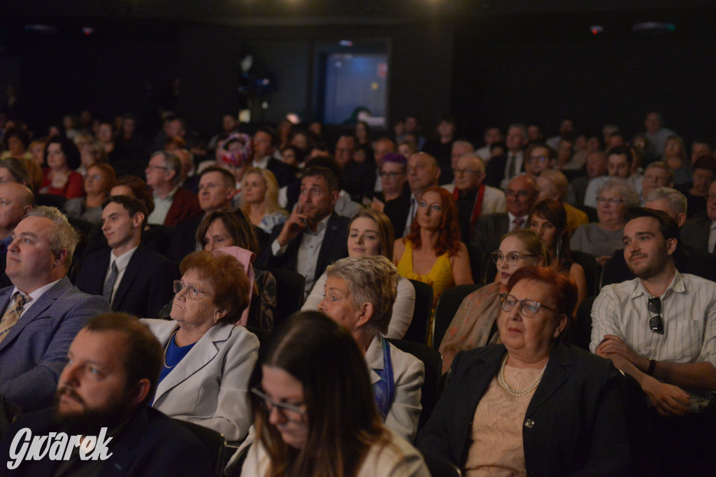 Radzionków. Gala Zespołu Pieśni i Tańca „Mały Śląsk”