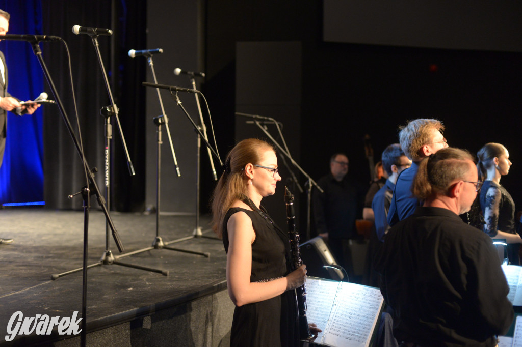 Radzionków. Gala Zespołu Pieśni i Tańca „Mały Śląsk”