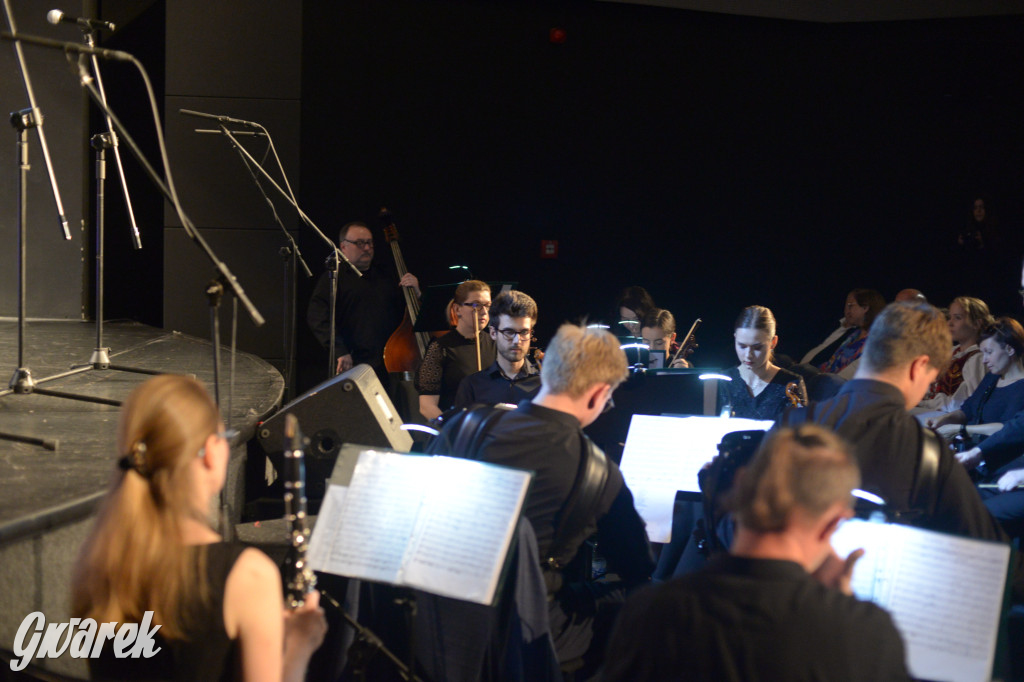 Radzionków. Gala Zespołu Pieśni i Tańca „Mały Śląsk”