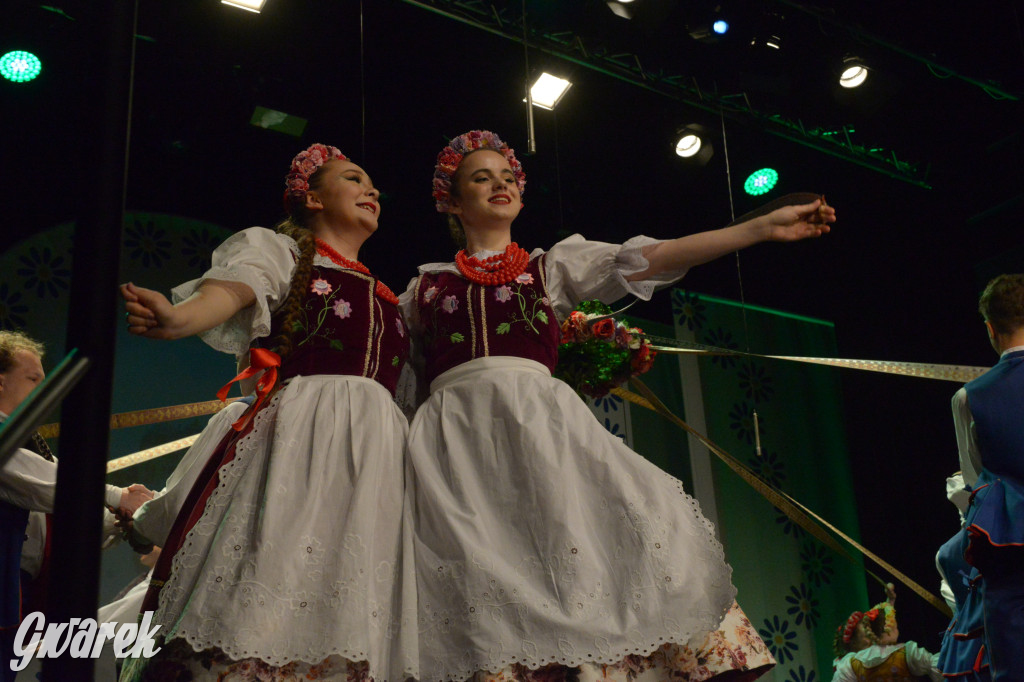 Radzionków. Gala Zespołu Pieśni i Tańca „Mały Śląsk”