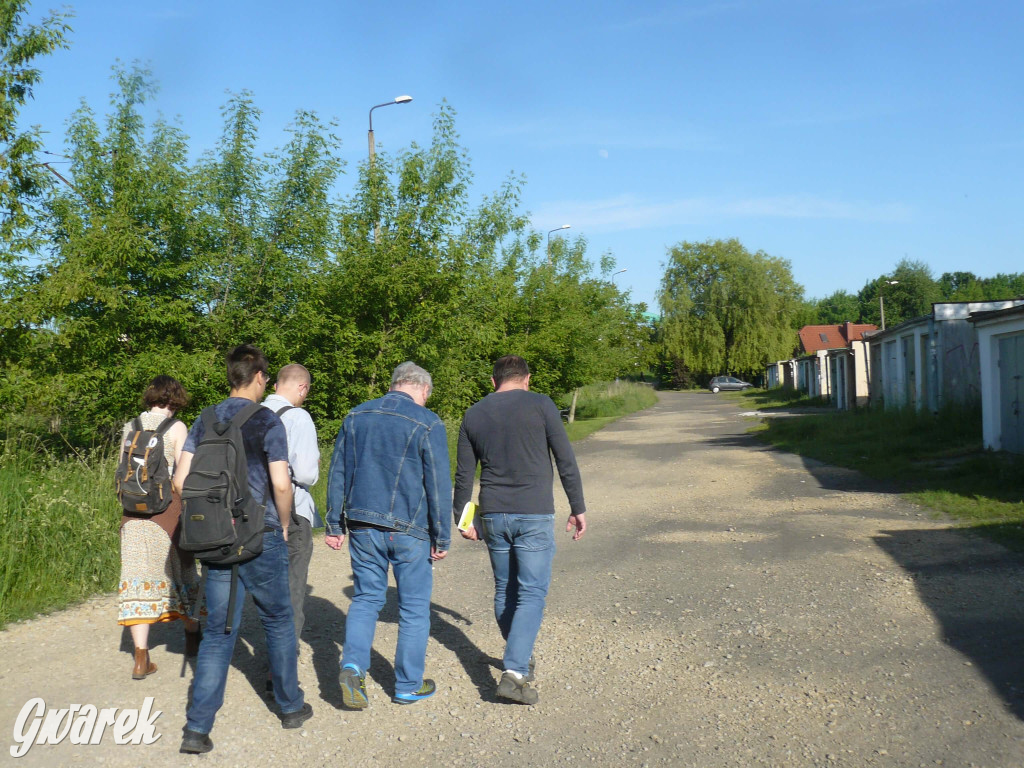 Przystanek kolejowy Osada Jana. Spacer badawczy