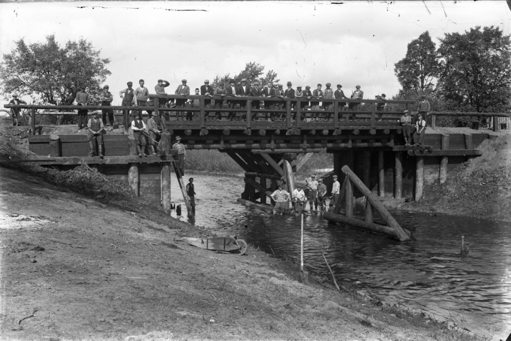 Zdjęcia mieszkańców Kalet sprzed lat