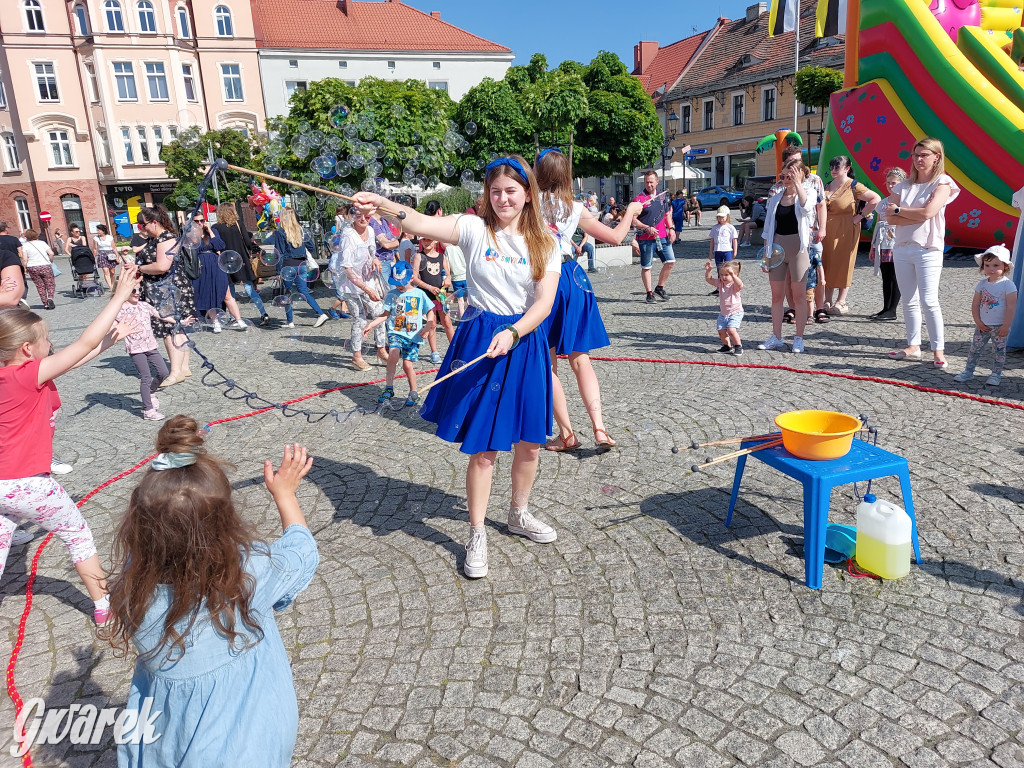 Tarnowskie Góry. Dzień Dziecka na rynku [ZDJĘCIA]
