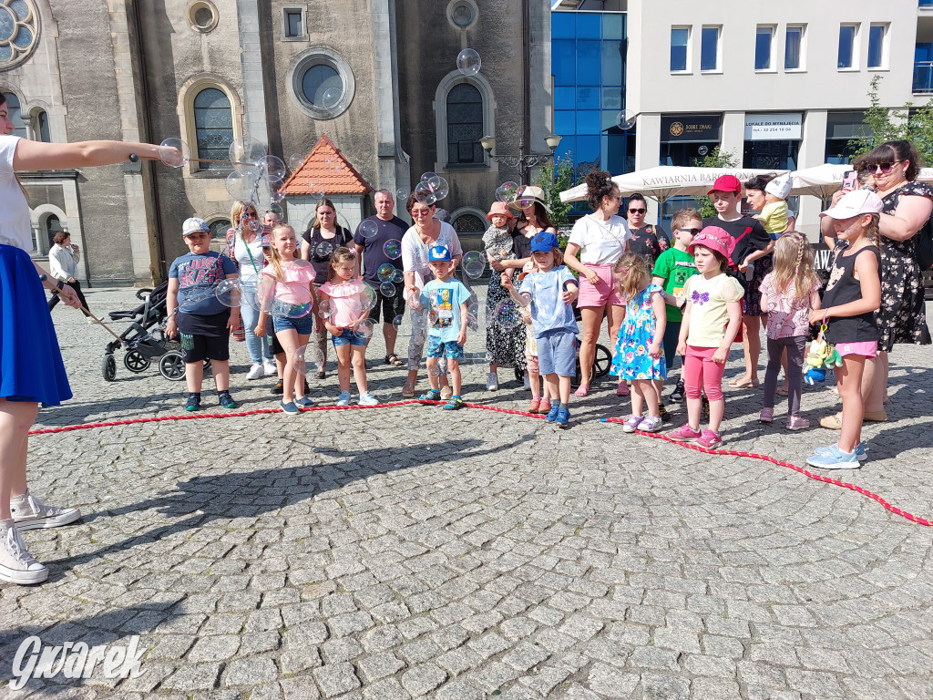 Tarnowskie Góry. Dzień Dziecka na rynku [ZDJĘCIA]