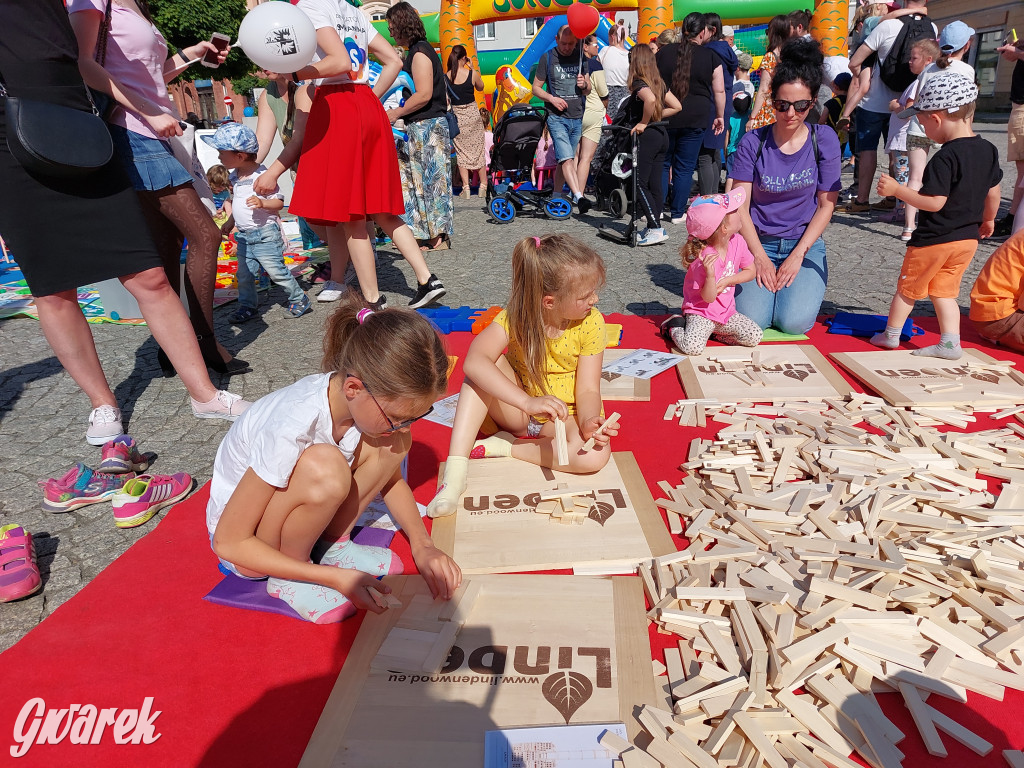 Tarnowskie Góry. Dzień Dziecka na rynku [ZDJĘCIA]