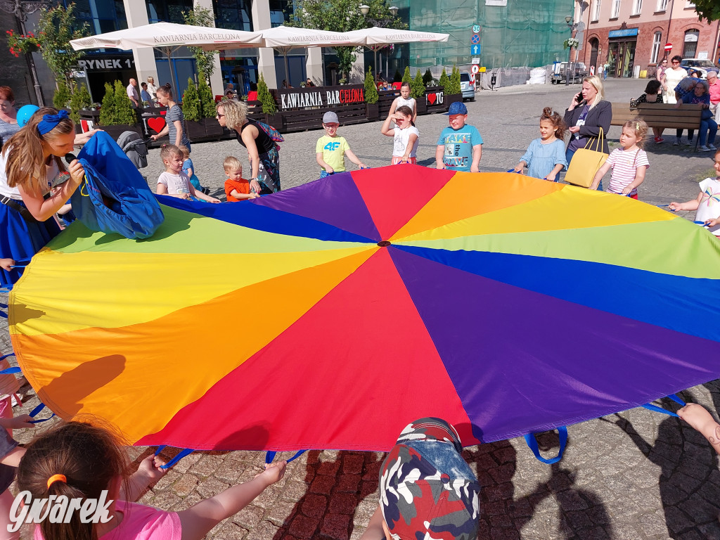 Tarnowskie Góry. Dzień Dziecka na rynku [ZDJĘCIA]